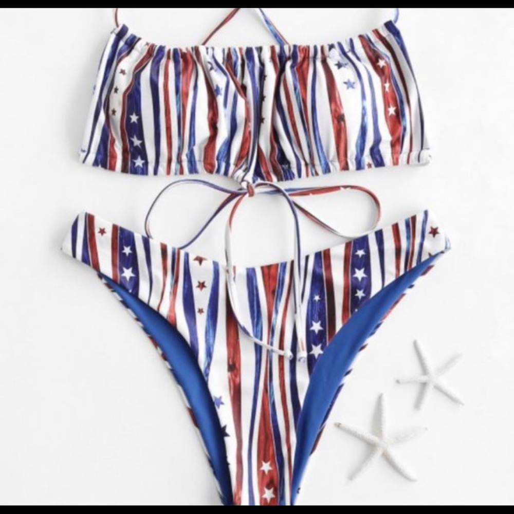 Cute American flag bathing suit! 🇺🇸